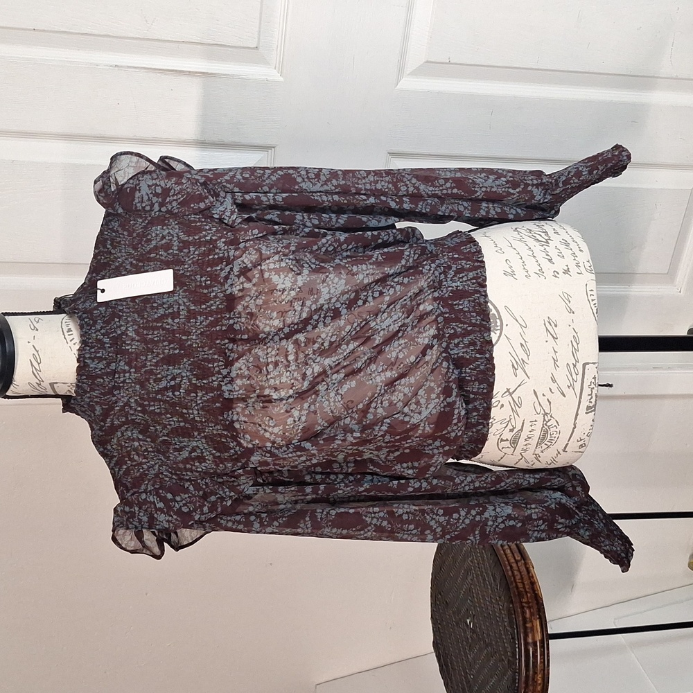 Olivaceous Floral Bell Sleeve Blouse Women M New